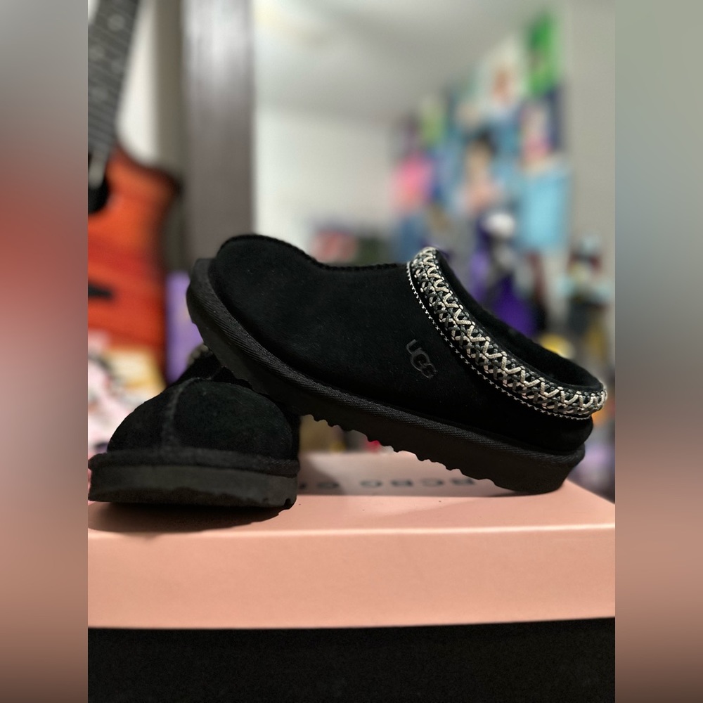 Black shoes for kids!